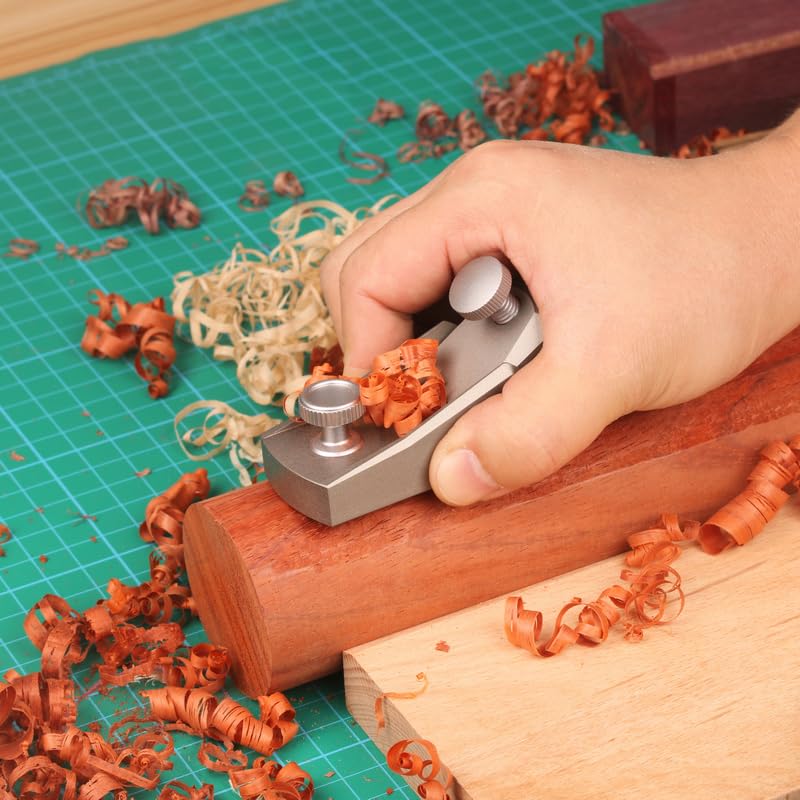 Mini Wood Planer, Premium Aluminum CNC Hand Plane & Wood Shaver with High-Carbon Steel Blade, 1.3x4.25x1.77in Small Woodworking Planer for DIY & Professional Carpenters