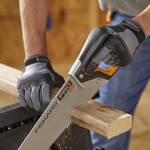 Fiskars Pro PowerTooth Universal Hand Saw & Safety Sheath, 22" Steel Blade - style: 22" Hand Saw