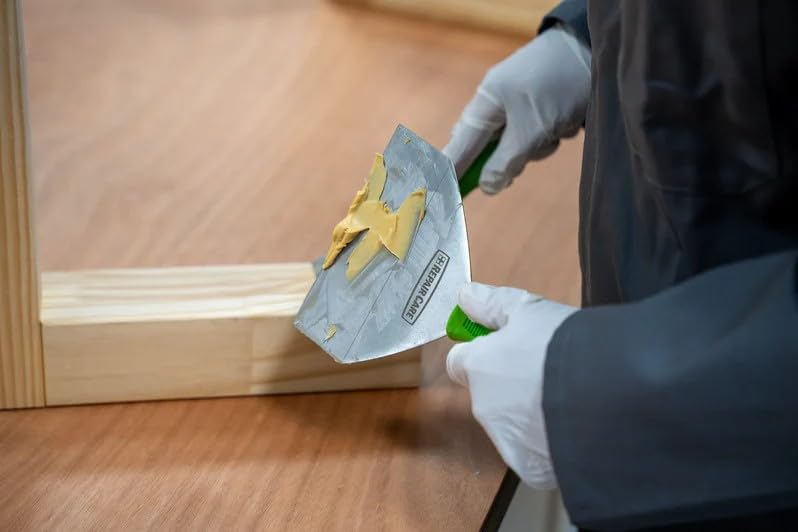 Repair Care Dry Flex® Super Finish 2-in-1 - Durable Fine Surface Filler for Quick Spot Repair On Wood and Other Materials, Paintable After 30 Minutes