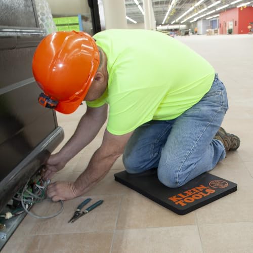 Klein Tools 60135 Kneeling Pads, Adult Men's Soft Thick Closed Cell Soft Foam Professional Tradesman Pro Pads with Handle
