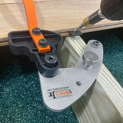 DeckWise Hardwood Wrench Jr. Lightweight Board Straightener Tool