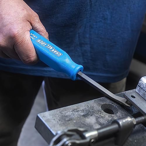 Channellock Pry Bar 1/2 x 4-Inch Professional - Molded Textured Grip, Made in USA - 8" - size: 8"