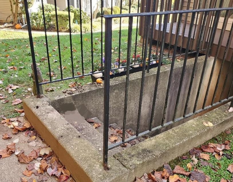 No Welding Anvil Repair Boot Rusty Black Metal Step Railing 1" Post 4" Mount -Loose Rails- Hollow or Solid Posts Slip-Fit INTO Base -Bolts & Cover Kit Handrail Brackets